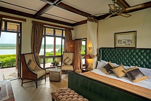 Paraa safari Lodge